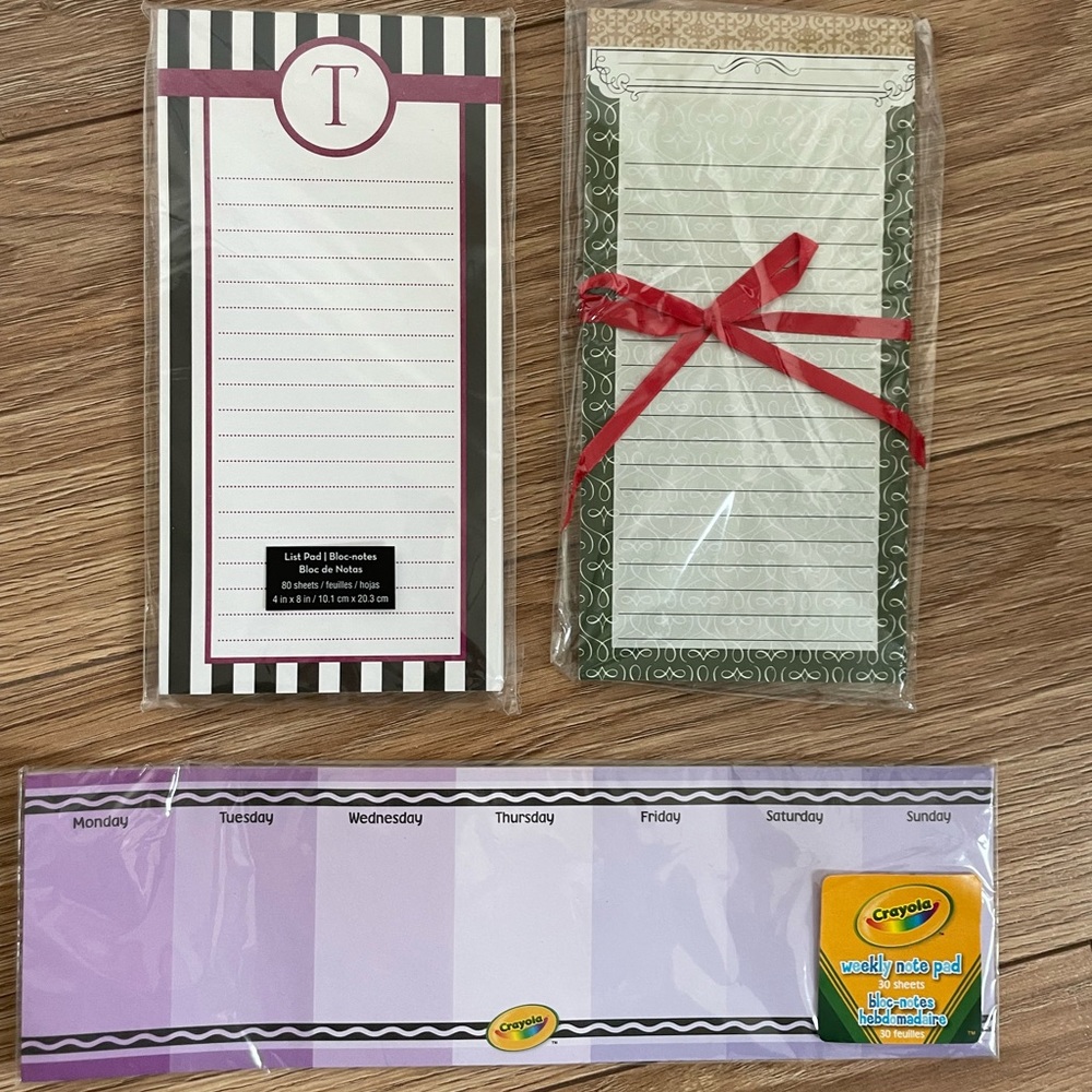 NWT Michael’s notepads with magnetic strip on back. New in original packaging